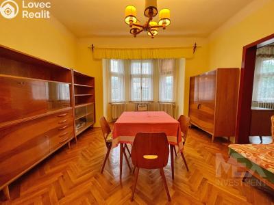 Продаж сімейного будинку Náchod, Podzámčí 707 č. 7