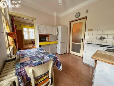 Продаж сімейного будинку Náchod, Podzámčí 707 č. 13