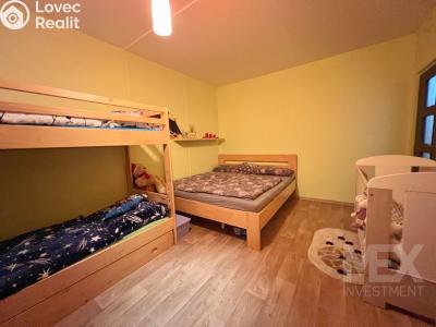 Продаж квартири 2+1 Dlouhoňovice, Sídlištní č. 7