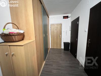 Продаж квартири 2+1 Dlouhoňovice, Sídlištní č. 9