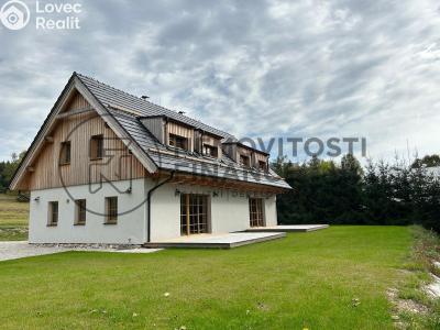 Sale multi-gen house Přední Výtoň č. 2