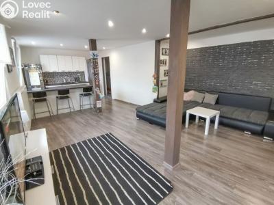 Prodej obchodního prostoru Sušice, náměstí Svobody č. 20