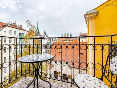 Аренда квартиры 4+1 Praha, Pařížská č. 17