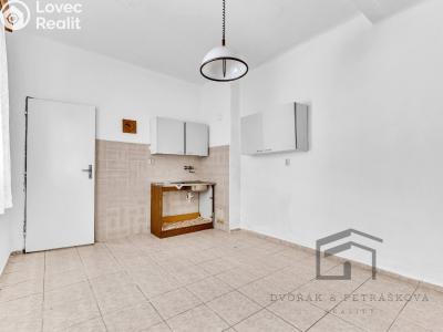 Продаж сімейного будинку Putim č. 32