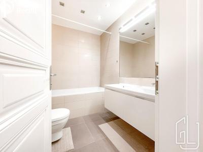 Sale apartment 3+KK Praha, Drtinova č. 10