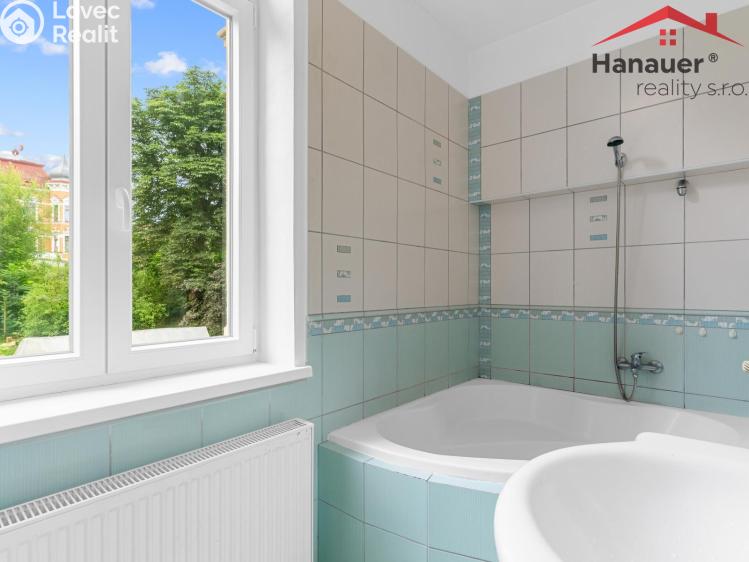 Продаж сімейного будинку Česká Kamenice, Lipová č. 4