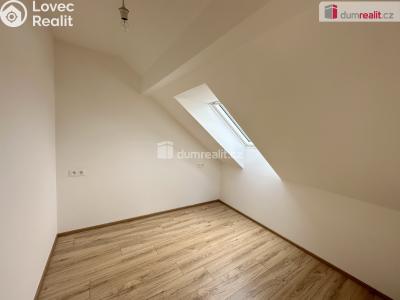 Prodej bytu 2+KK Horní Blatná, náměstí Sv. Vavřince č. 11