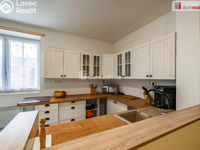 Prodej bytu 3+1 Cheb, Břehnická č. 11