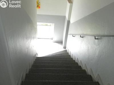 Prodej bytu 3+1 Lužná, 9. května 189 č. 19