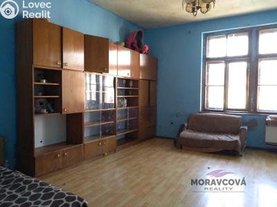 Sale family house Žleby, Zámecké náměstí 6 č. 10