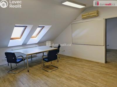 Rent office space Praha 3, Žerotínova č. 1