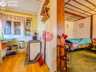 Sale hut Budišovice, Pod Strážnici č. 12
