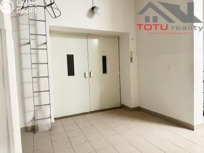 Rent office space Černožice č. 7