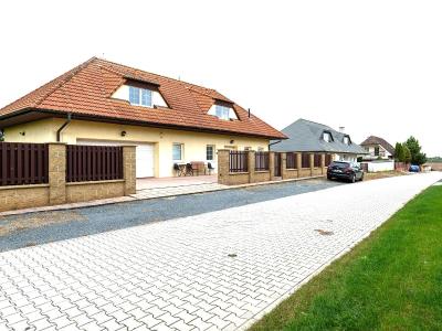 Продажа семейного дома Hovorčovice č. 2