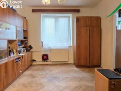 Prodej bytu 3+1 Tachov, Školní č. 3