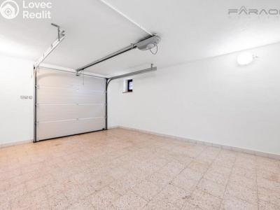Pronájem kanceláře Průhonice, Sadová č. 17