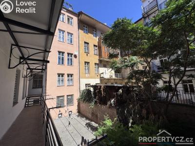 Продаж торгового приміщення Praha, Arbesovo náměstí č. 40