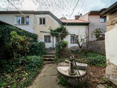 Prodej rodinného domu Praha, Průhonická č. 12