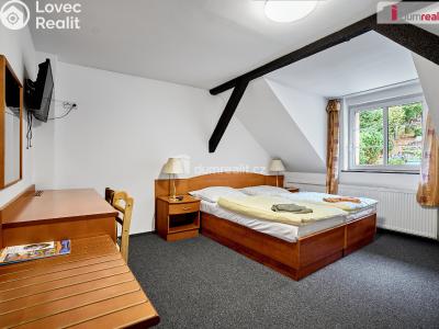 Sale hotel Nejdek, Karlovarská č. 5