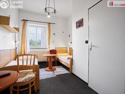 Sale hotel Nejdek, Karlovarská č. 16