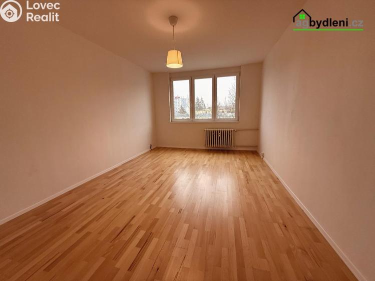 Pronájem bytu 2+1 Klatovy, Pod Hůrkou 556 č. 3