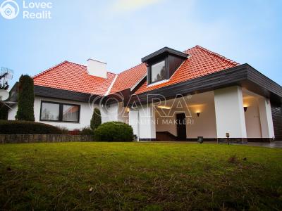 Rent family house Praha, Ke hrádku č. 2