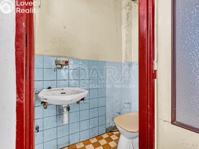Prodej rodinného domu Nečtiny č. 10