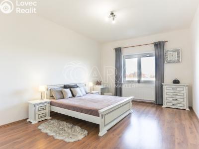 Prodej rodinného domu Jesenice, Papoušková 1344 č. 9