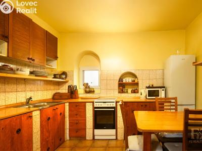 Продаж сімейного будинку Bernartice č. 8