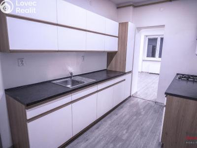 Оренда квартири 3+1 Ostrava, Plechanovova č. 1