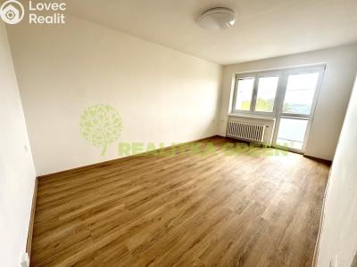 Продаж квартири 3+1 Zlín, Slovenská 2686 č. 7