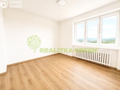 Продаж квартири 3+1 Zlín, Slovenská 2686 č. 9