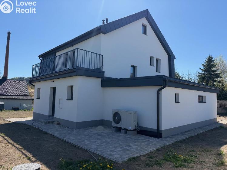 Продаж сімейного будинку Chrastava, Pobřežní č. 1