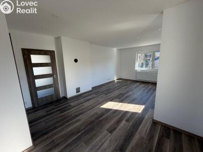 Продаж сімейного будинку Chrastava, Pobřežní č. 24