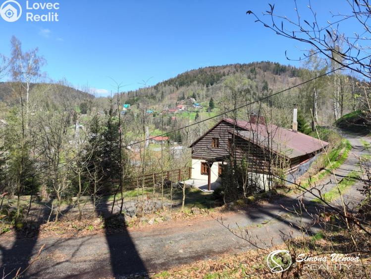 Prodej rodinného domu Desná, Hutní 277 č. 4