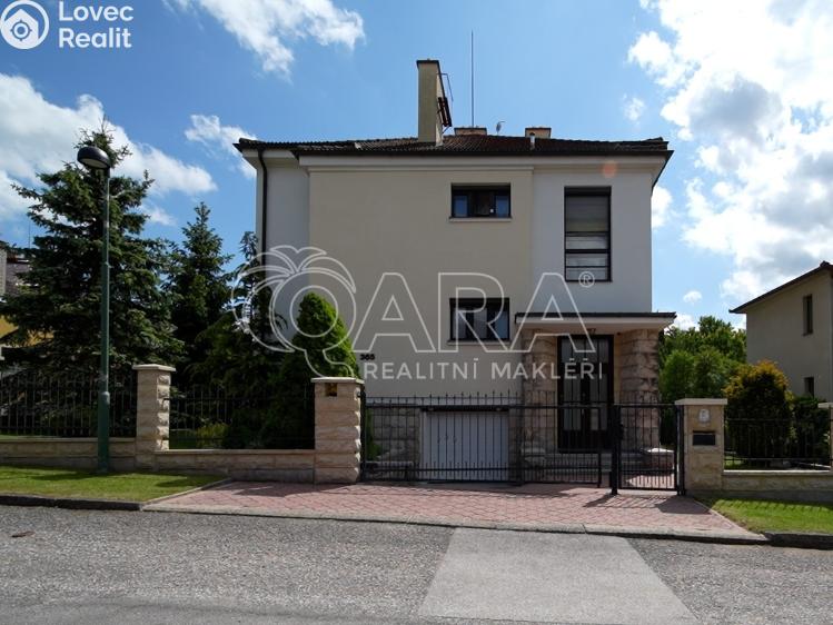 Продаж багатогенного будинку Lázně Bělohrad, Tyršova 365 č. 2