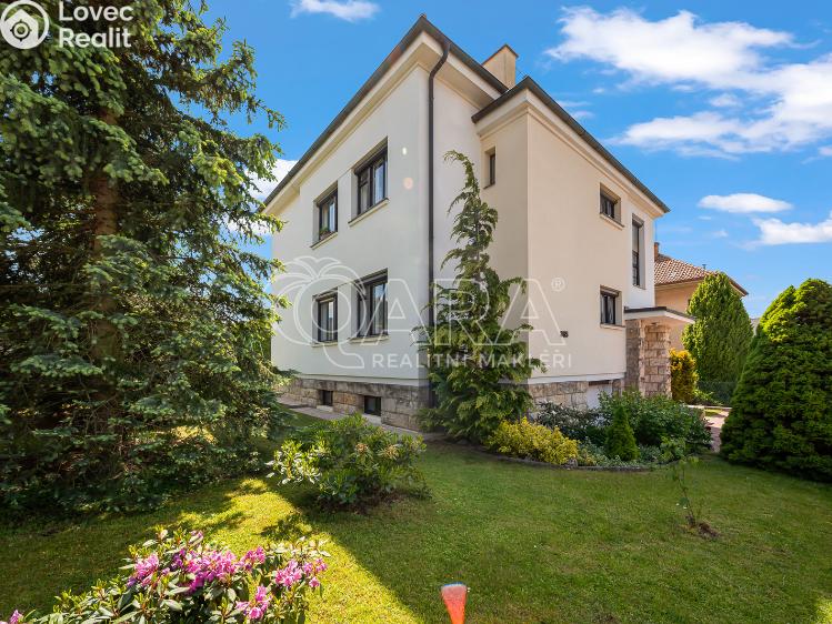 Продаж багатогенного будинку Lázně Bělohrad, Tyršova 365 č. 3
