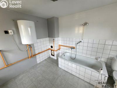 Продаж багатогенного будинку Chvalčov č. 6