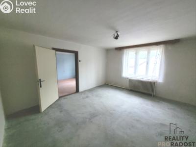 Продаж багатогенного будинку Chvalčov č. 19