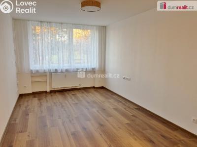 Sale apartment 2+KK Praha 8, Kostřínská č. 18