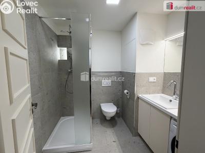Sale apartment 2+KK Praha 8, Kostřínská č. 24