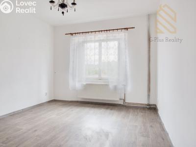 Prodej rodinného domu Libochovany č. 10