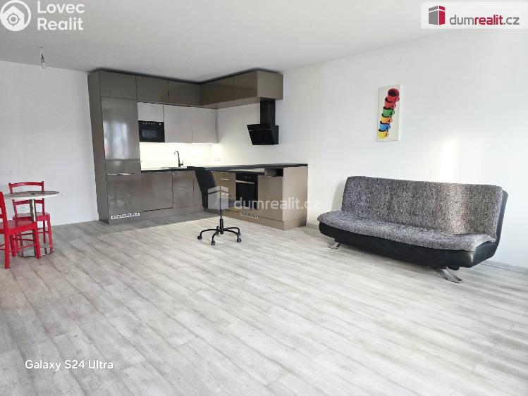 Продаж квартири 3+KK Mladá Boleslav, Zalužanská č. 3