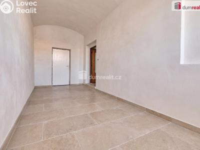 Продажа семейного дома Kravaře, náměstí č. 33