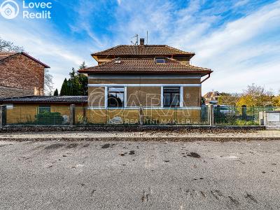 Prodej rodinného domu Jirny, Čapkova 252 č. 4