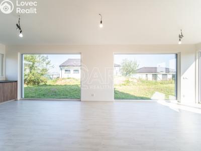 Продажа семейного дома Sibřina, Žitná 621 č. 7