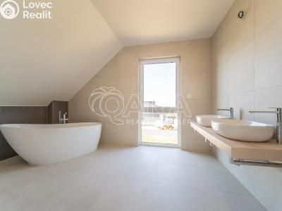 Продажа семейного дома Sibřina, Žitná 621 č. 26