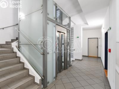 Pronájem bytu 4+KK Praha, Českomoravská č. 28