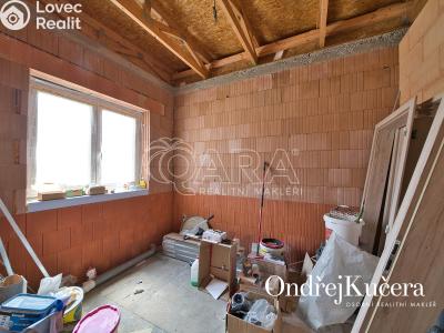 Prodej rodinného domu Buštěhrad, Polní 1261 č. 18