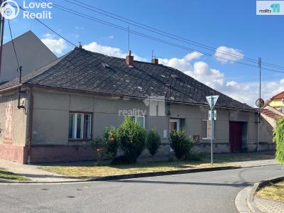 Prodej rodinného domu Čehovice č. 24